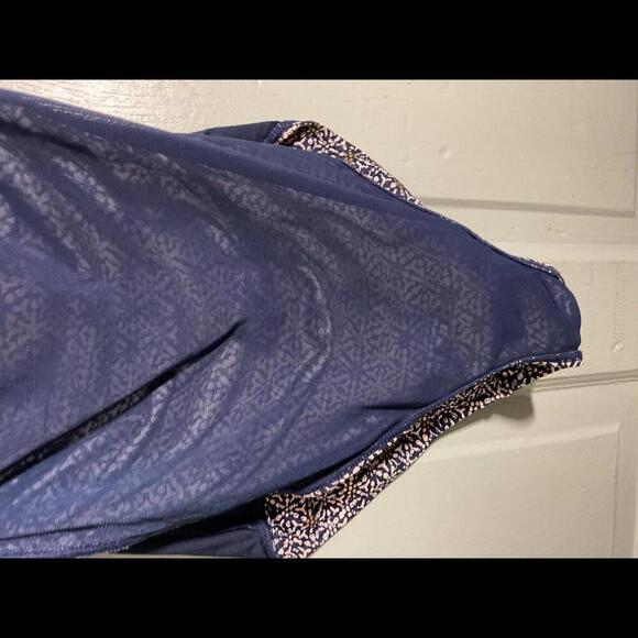 Nip Tuck Swimsuit  Navy with Pink patternOne Piece Size 4 - Picture 10 of 13